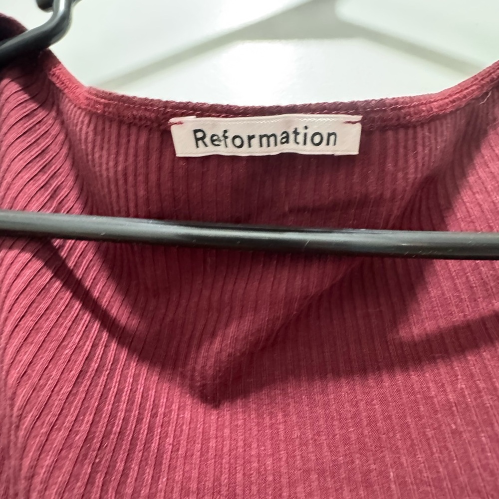 Reformation Burgundy Ribbed Short Sleeve Top - Picture 2 of 4